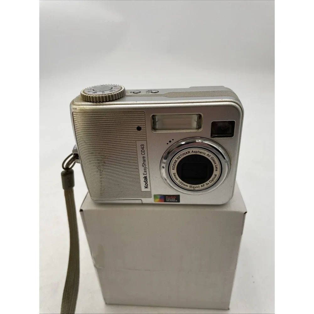 Kodak EasyShare CD43 4MP CCD Digicam Digital Camera + 2AA's  - Tested!